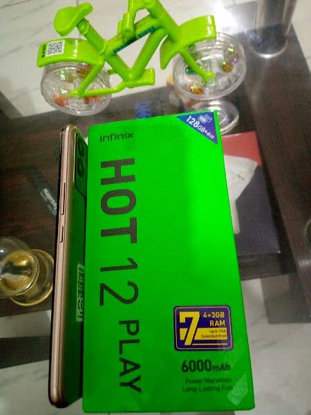 Infinix Hot 12 Play 7gb 128gb { Gold Colour } 1