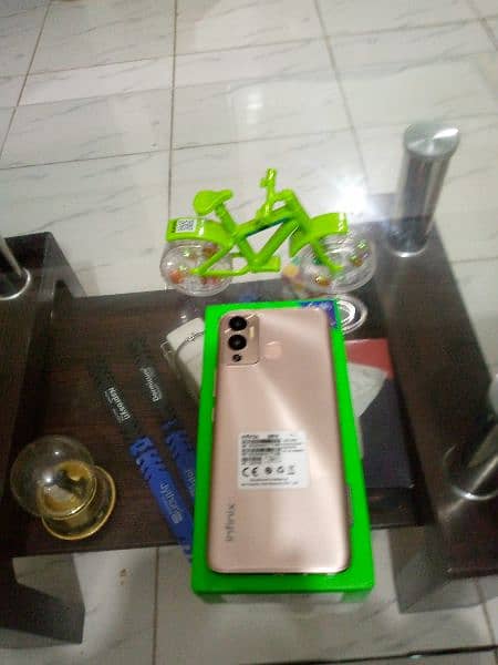 Infinix Hot 12 Play 7gb 128gb { Gold Colour } 5