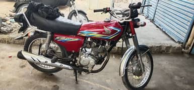 Honda CG 125 2018 Red Karachi