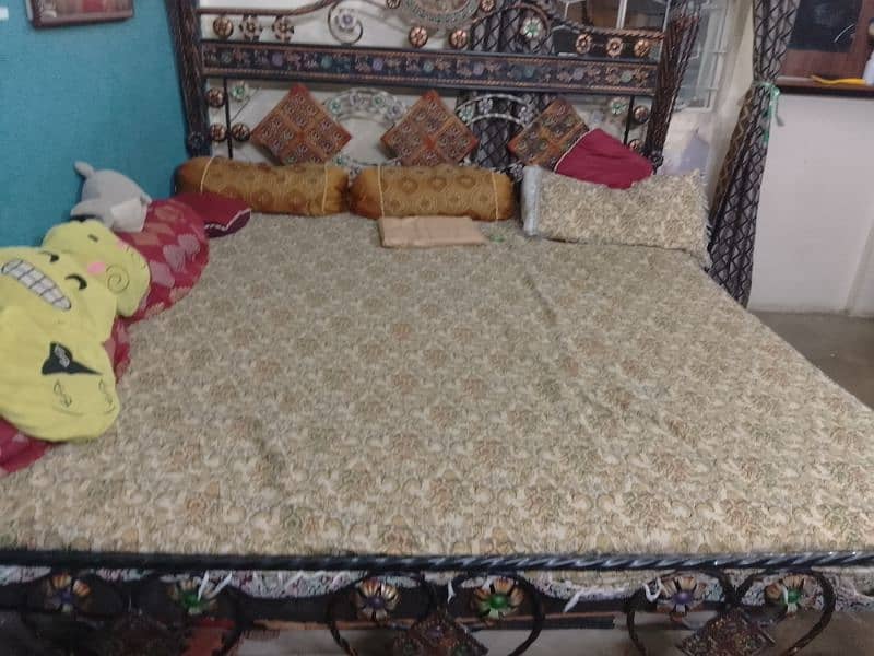 KING SIZE DOUBLE BED 6X6.5 1