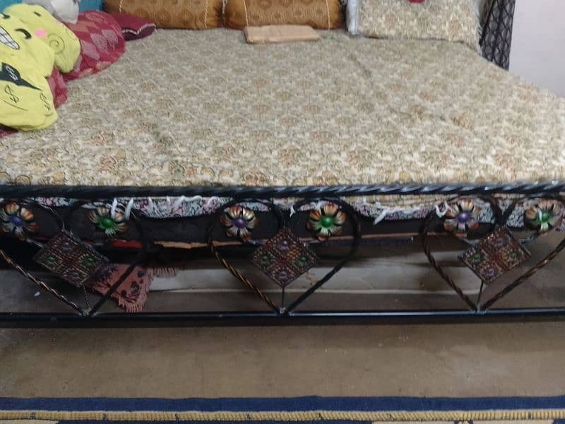 KING SIZE DOUBLE BED 6X6.5 8