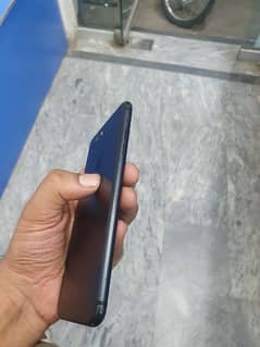 iphone 7  plus 128gb pta approved