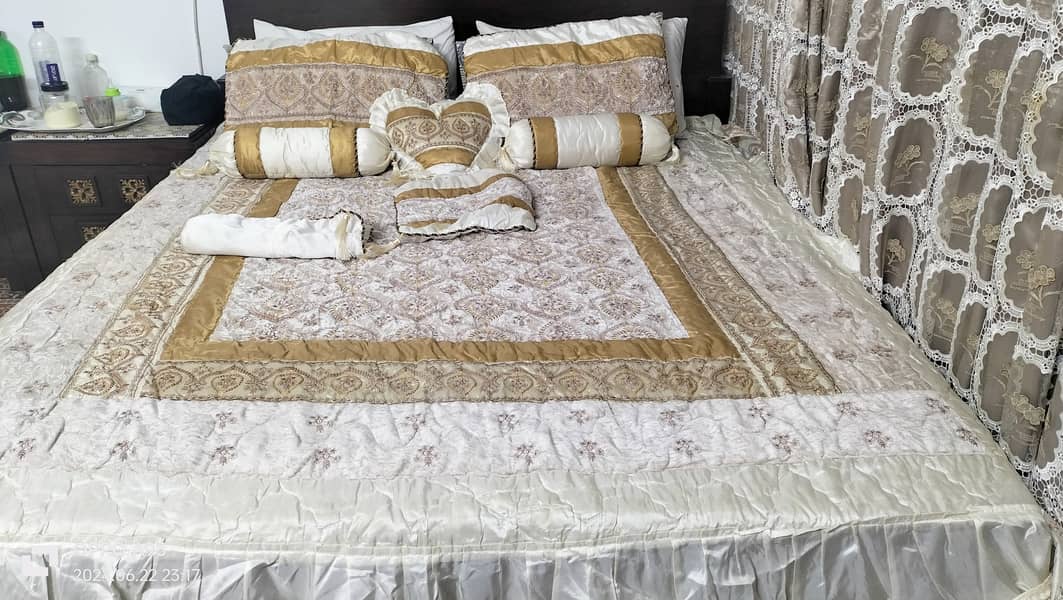 9 piece fancy Bed sheet is available for sale 1