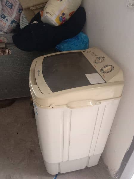 washing machine Kenwood minor used 3