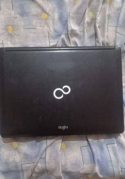 Fujitsu laptop 3