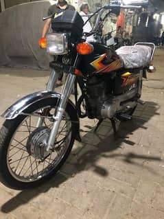 Honda 125  geniun condition serious buyer raabta karain