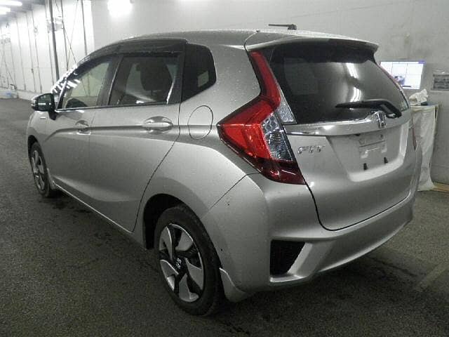 Honda Fit 2018 smart slection hybrid 1