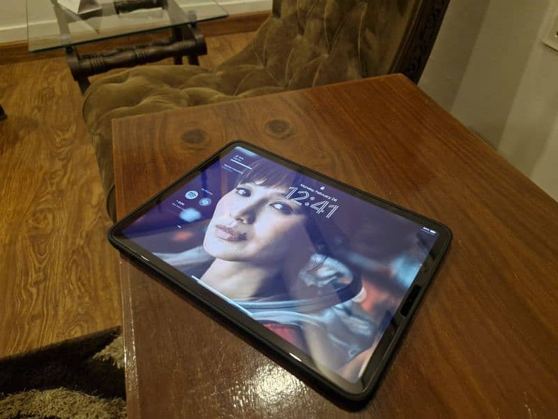 Apple iPad Pro 11-inch (4th Generation 2023) 8