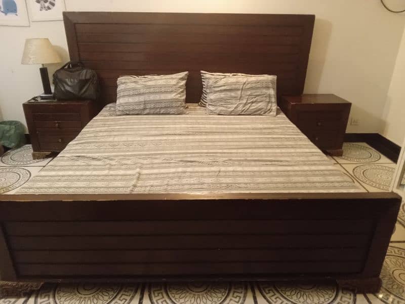 king size bed set is available for sale 2