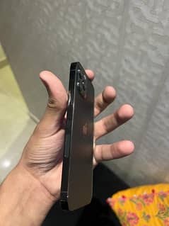 iphone 12 pro (PTA APPROVED )128 gb genuine with box charger