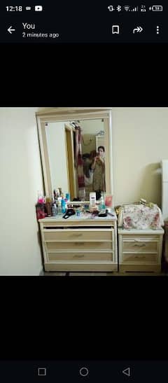 dressing table