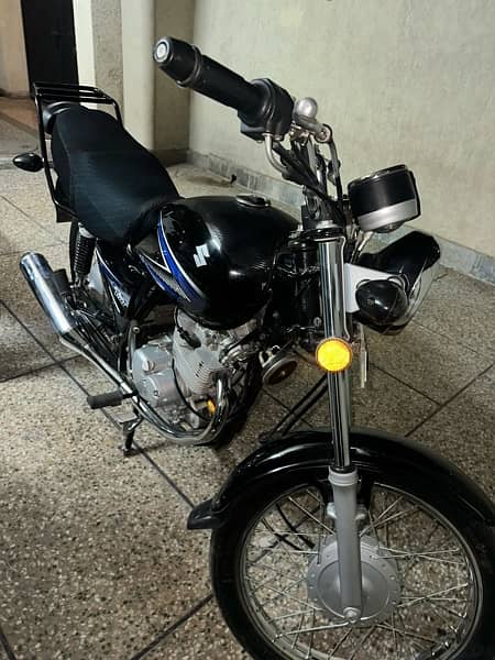 Suzuki gs150 2022 almost new 4