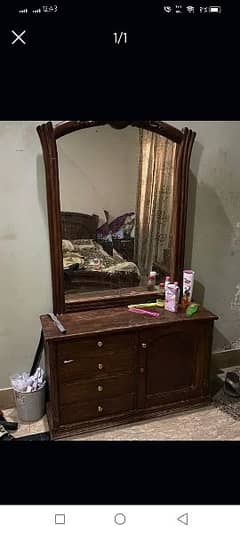 dressing table