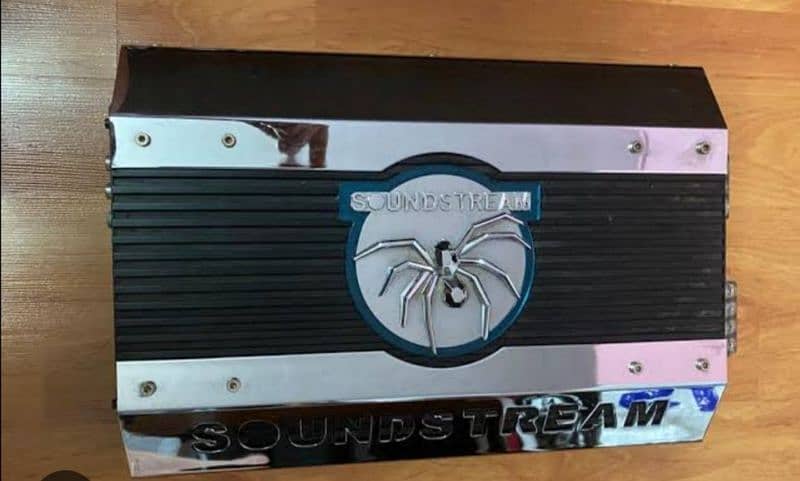 car sound system subwoofer and amplifier 1