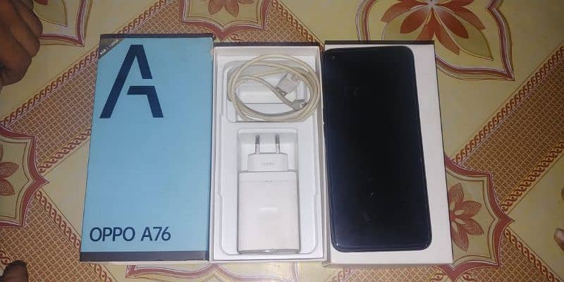 oppo A76 10 by 10 condition box and charge one hand use 6