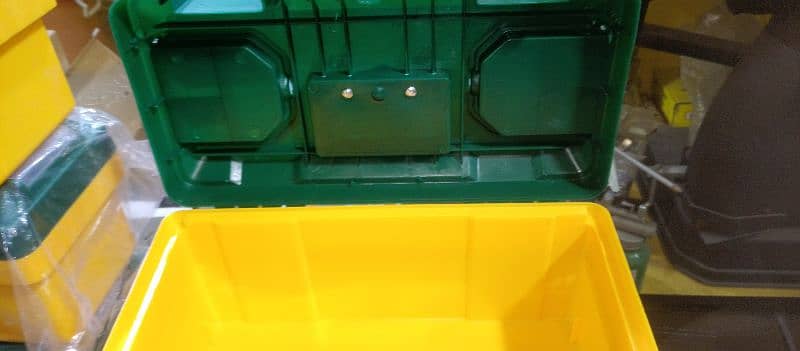 Solid High Quality Tool Boxes with Tray 2 Components 16
