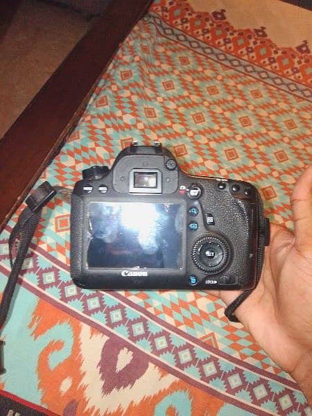 6d camera with lens 28/75 condition 9.10
working +923231402533 2