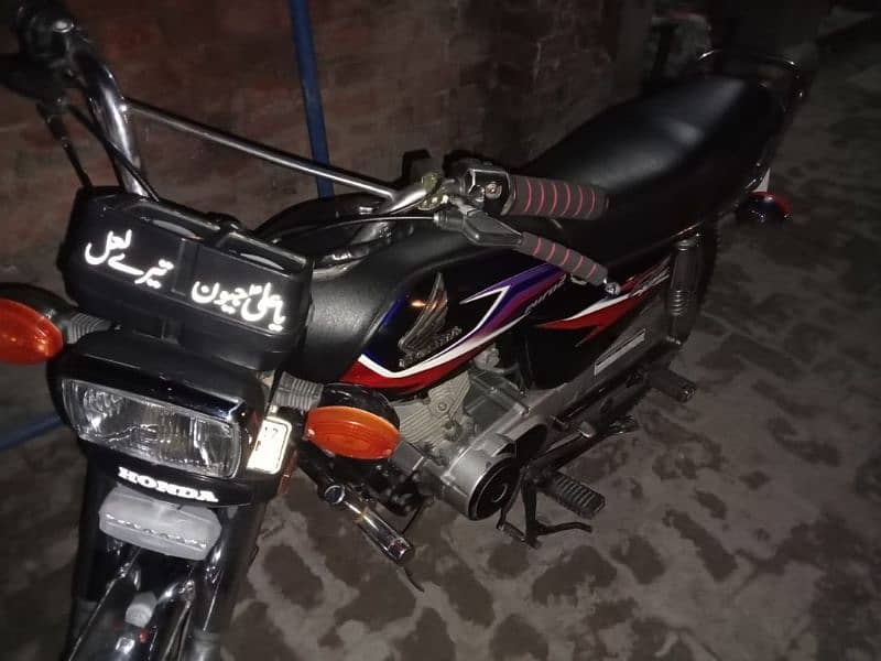 Honda 125 for sale engine OK 100 present OK koi kam ni hony walaa 2