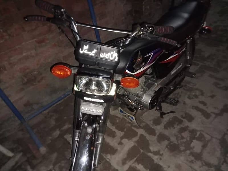 Honda 125 for sale engine OK 100 present OK koi kam ni hony walaa 5