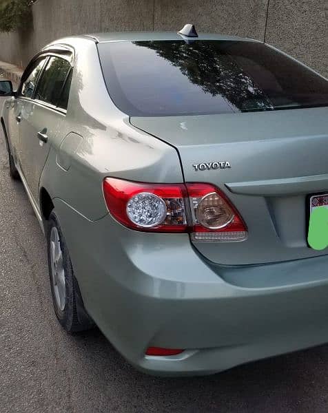 Toyota Corolla GLI 2011 4