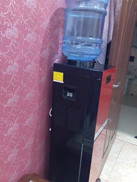 Homage Water Dispenser 2