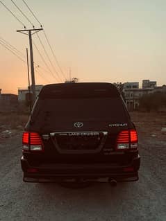 Toyota Land Cruiser 2005