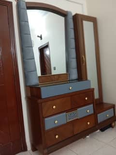 spacious dressing table