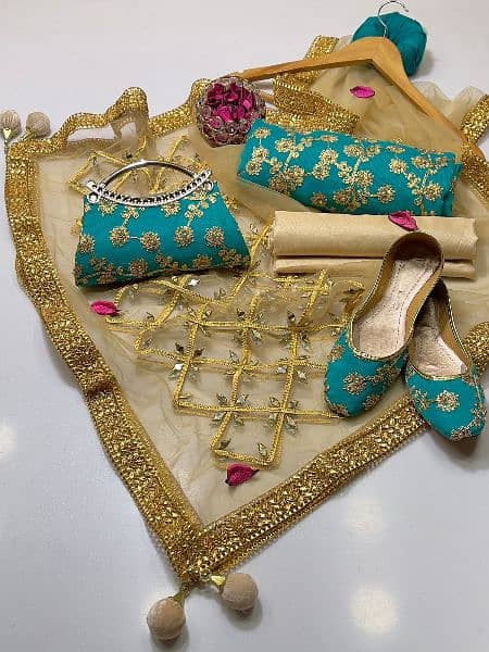 shafoon embroidered suit 1