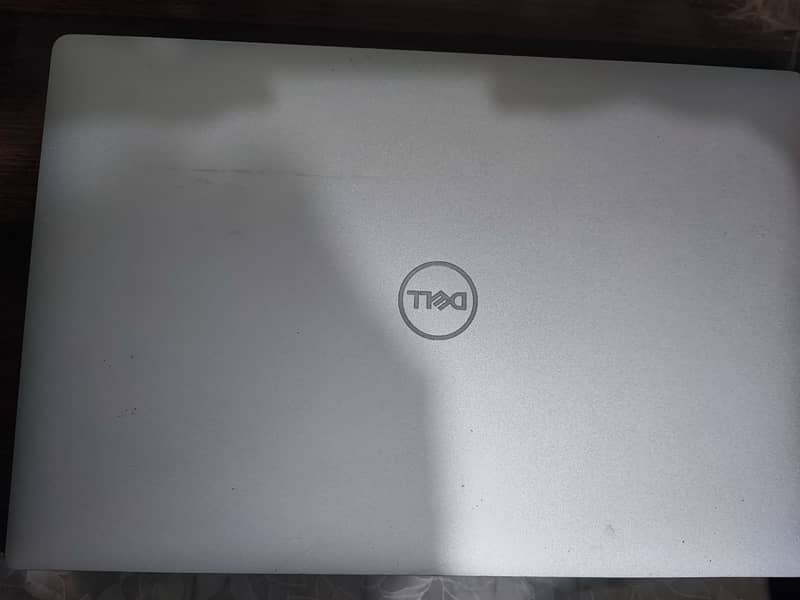 Dell XPS 15 9570 3