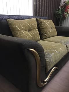 2/2 seater sofa total 4 seats