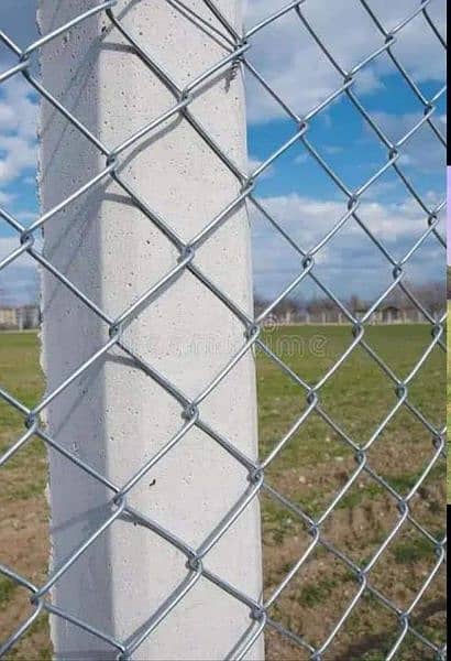 Chain link Fence Razor Barbed wire Security mesh pipe jali pole 10