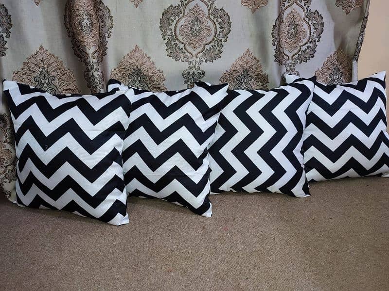 Cushions set available in reasonable prices 15