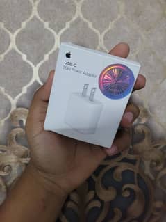 apple charger new 03006433038