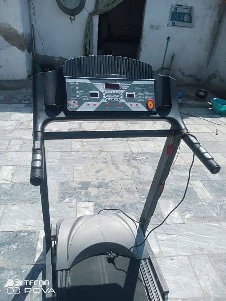 jkexer treadmill just little use I Wana sale bring from abroad 9