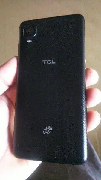 TCL 3 GB ram 32 GB memory 10 android version facelock open sim block 2
