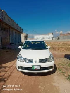 Nissan Tiida 2007