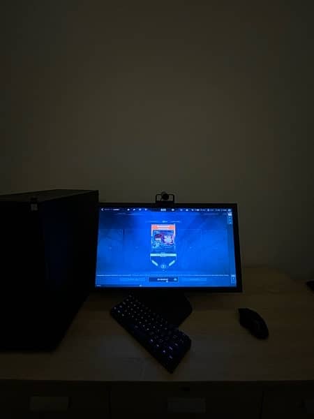 Full Gaming pc Setup (pc, monitor & peripherals) 1
