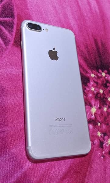 iPhone 7 Plus (256 gb ) 4