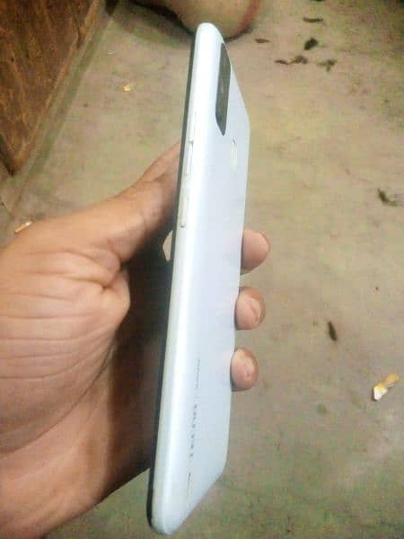 tecno spark 6 Go conditions 9/10 Full Box and charger har chiz ha 3