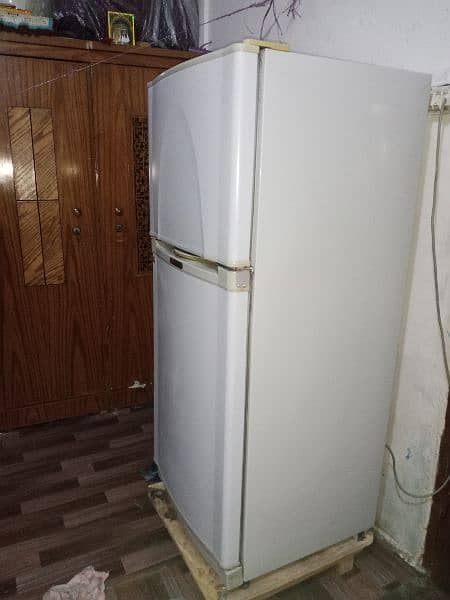 Dawlance Fridge Refrigerator 1