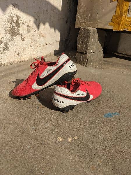 Footbal shoes Nike Tiempo US 10 ° EUR 44 ° Made in Vietnam 0