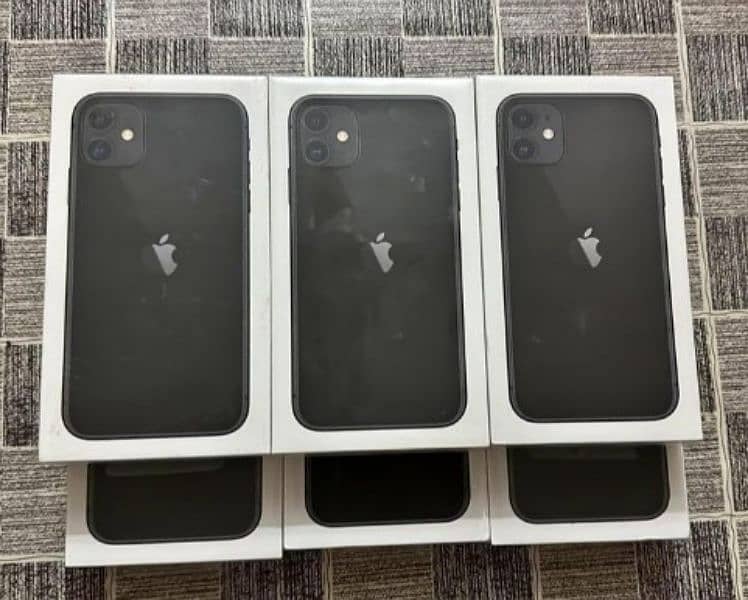 iphone 11 non PTA 128gb box pack 03073909212 WhatsApp number 1