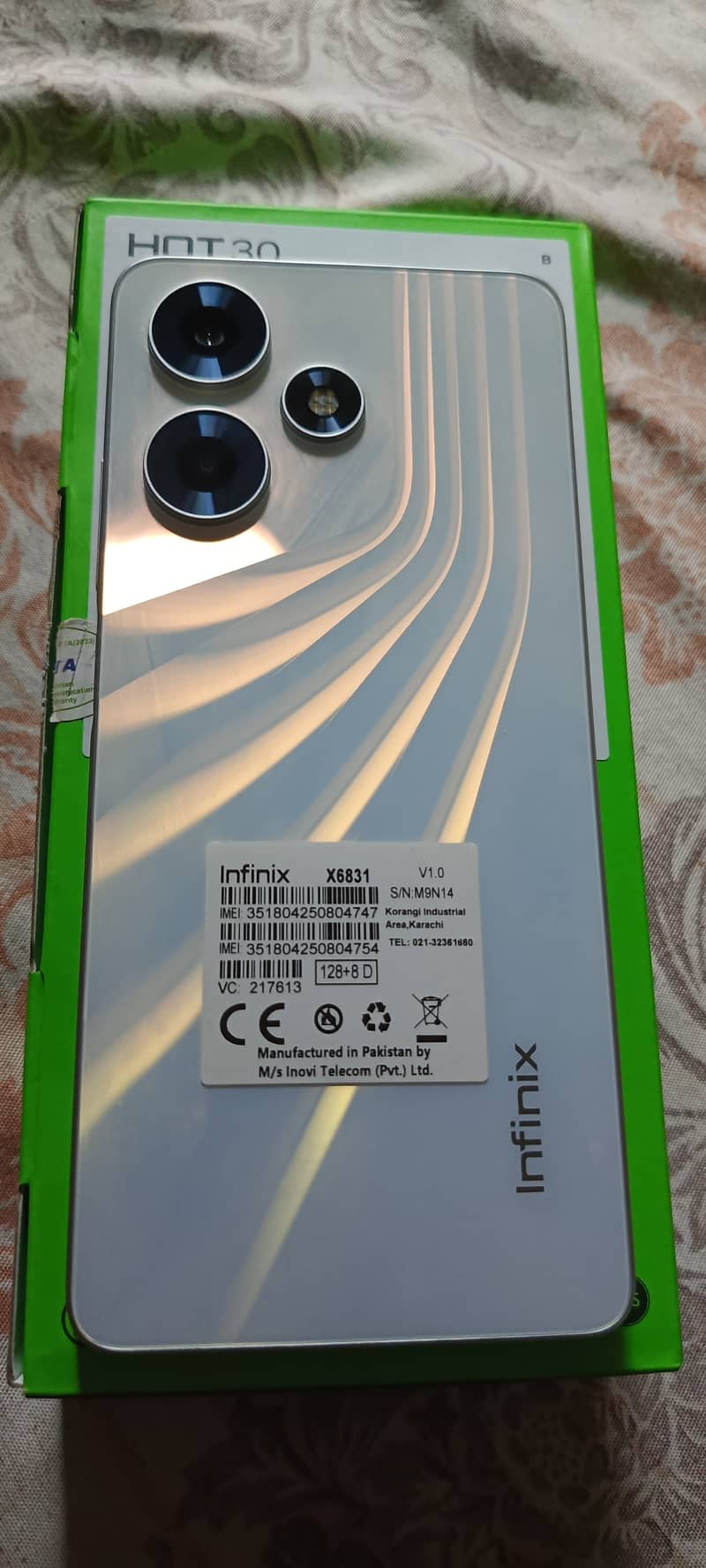 Infinix hot 30. . . . . 8+8/128 with box with 4month warranty 2