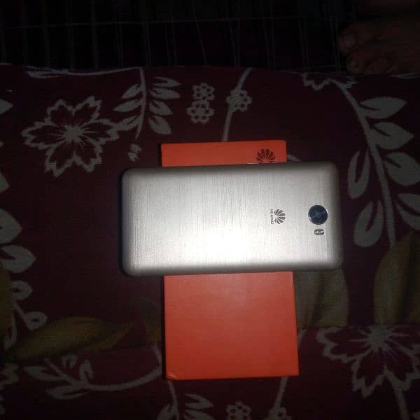 huawei mobile with box sealed Mobile ghr k  use me hy 0