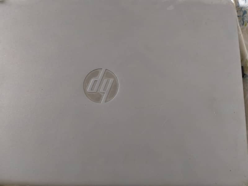 HP EliteBook 840 2