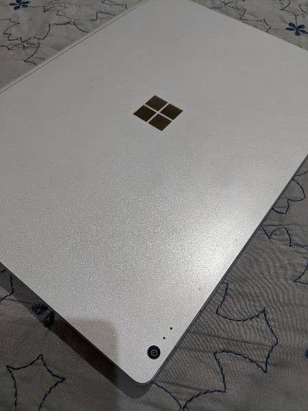 MS Surface Book i7 0