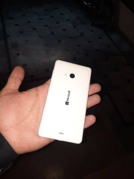 Nokia Lumia 535 0
