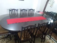 Dining Table with 8 chairs 10/10 condition 0