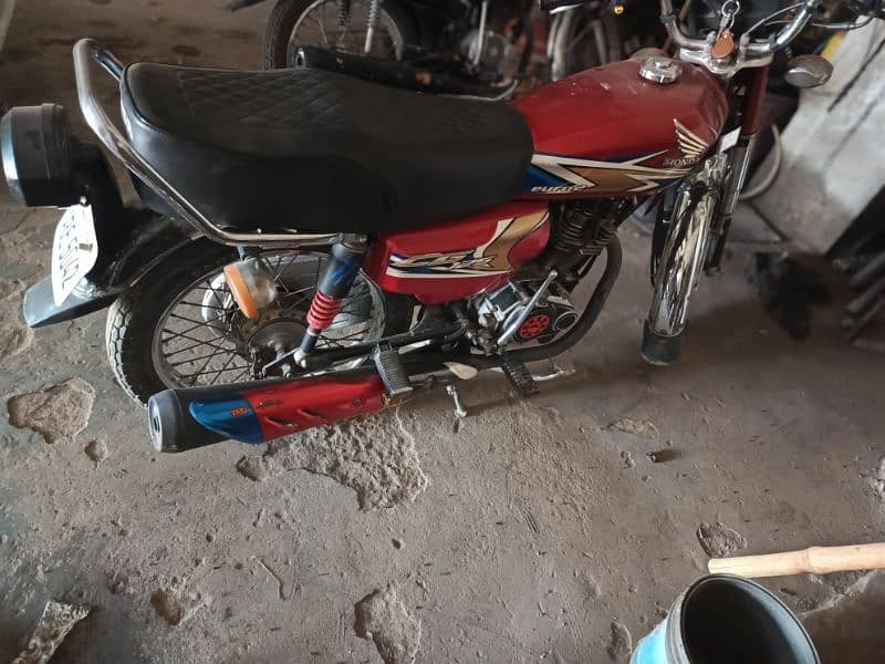 Honda CG 125 2020 1