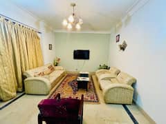 Luxury 1 Bed 1 Bath With Tv Lounge Kitchen Car Parking Apartment For Rent